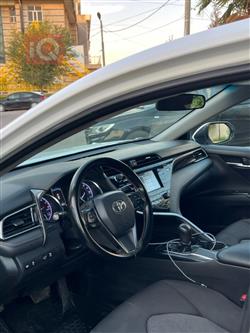 تۆیۆتا کامری